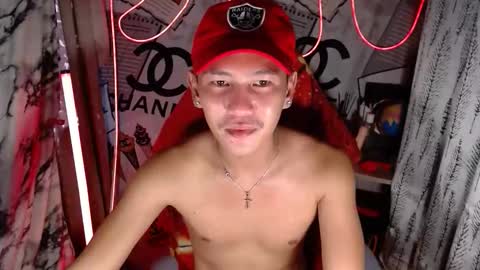 ralfhuge24 online show from February 3, 2026, 2:53 am