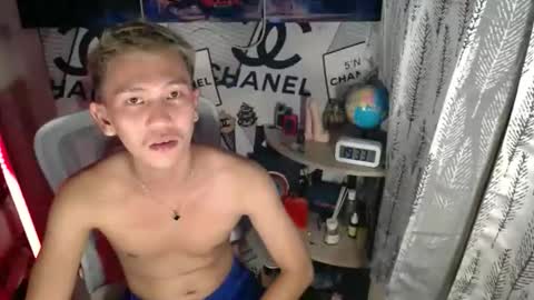 ralfhuge24 online show from April 16, 2026, 11:33 am