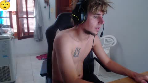 Snapshot of ramisexyloveyou chatting on February 2, 2025, 5:59 pm Ramiro online show from February 2, 2025, 5:59 pm