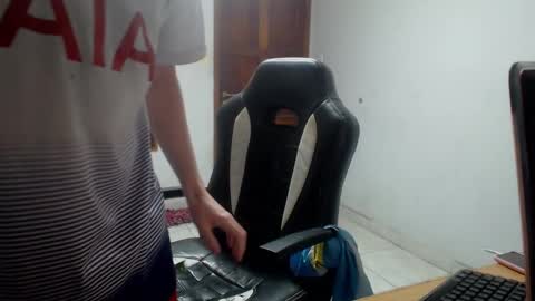 Snapshot of ramisexyloveyou chatting on November 5, 2025, 10:59 am Ramiro online show from November 5, 2025, 10:59 am