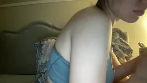 Snapshot of ramonajas chatting on March 8, 2026, 5:22 am RamonaJ online show from March 8, 2026, 5:22 am
