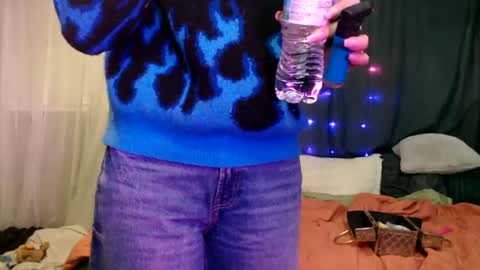 Snapshot of ramonaquinn chatting on January 21, 2025, 5:38 am RAMONA Q online show from January 21, 2025, 5:38 am