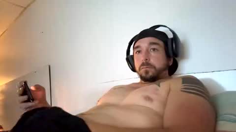 Snapshot of randallpink1111 chatting on November 10, 2025, 7:40 am Randall Pink. online show from November 10, 2025, 7:40 am