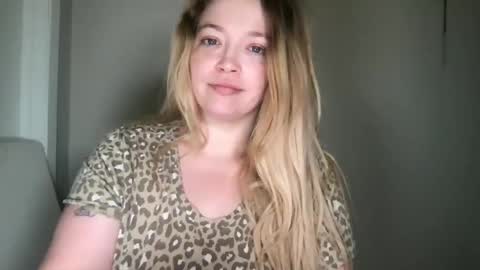 Randii online show from October 13, 2025, 9:53 am