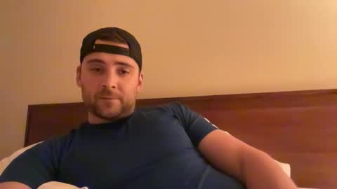 randomdude5950 online show from March 27, 2026, 2:06 am