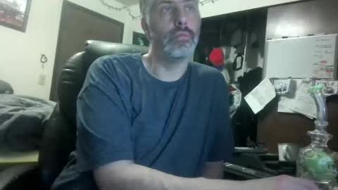 randomguy623710 online show from November 16, 2025, 9:04 am