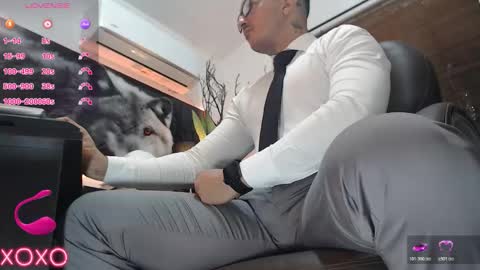 randylukehot online show from November 7, 2025, 9:09 am