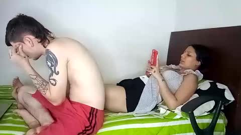 Snapshot of rangel_sex chatting on January 8, 2025, 10:37 pm Rangel and Lola online show from January 8, 2025, 10:37 pm