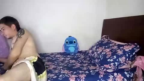 Snapshot of rangel_sex chatting on February 2, 2025, 12:40 am Rangel and Lola online show from February 2, 2025, 12:40 am