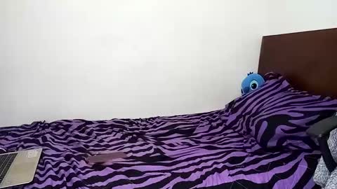 Snapshot of rangel_sex chatting on March 8, 2025, 1:17 am Rangel and Lola online show from March 8, 2025, 1:17 am