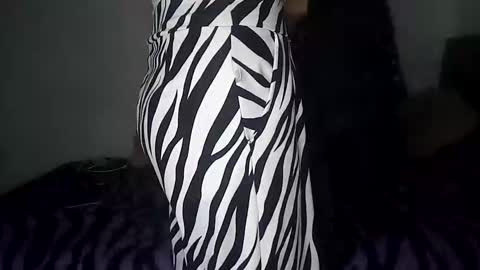 Snapshot of rangel_sex chatting on September 13, 2025, 11:59 pm Rangel and Lola online show from September 13, 2025, 11:59 pm