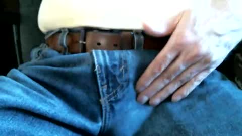 Snapshot of rangerrocks chatting on October 16, 2025, 7:59 pm rangerrocks online show from October 16, 2025, 7:59 pm