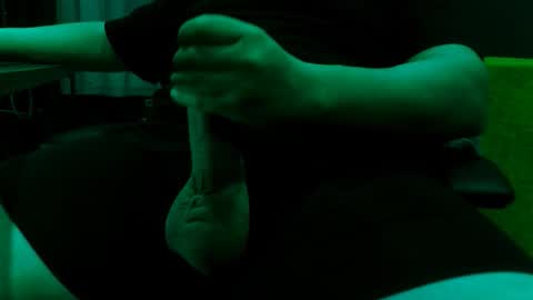 Raptor online show from October 28, 2025, 5:04 pm