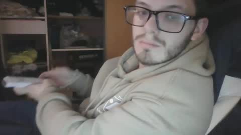 Snapshot of raphaellamane250601 chatting on January 1, 2025, 8:15 pm raphaellamane250601 online show from January 1, 2025, 8:15 pm