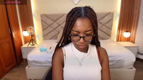 Raquel online show from March 22, 2026, 11:57 am