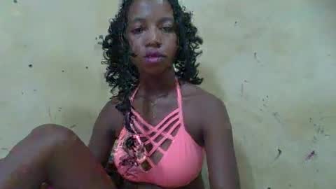 Snapshot of rasoanirinaa chatting on May 22, 2026, 10:15 pm rasoanirinaa online show from May 22, 2026, 10:15 pm