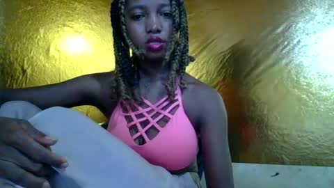 Snapshot of rasoanirinaa chatting on June 27, 2026, 12:33 pm rasoanirinaa online show from June 27, 2026, 12:33 pm