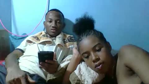rasoelysca online show from March 17, 2026, 9:29 pm
