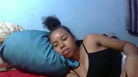 rasoelysca online show from March 23, 2026, 4:11 pm