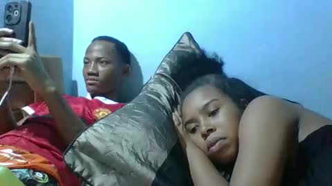 rasoelysca online show from April 1, 2026, 5:43 pm