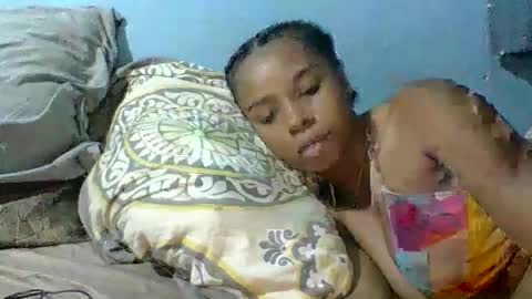 rasoelysca online show from April 5, 2026, 3:42 pm