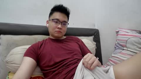 Snapshot of ratedepic17 chatting on February 11, 2026, 4:12 pm randomnaut online show from February 11, 2026, 4:12 pm