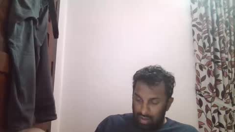 raul2k2 online show from April 28, 2026, 10:04 pm
