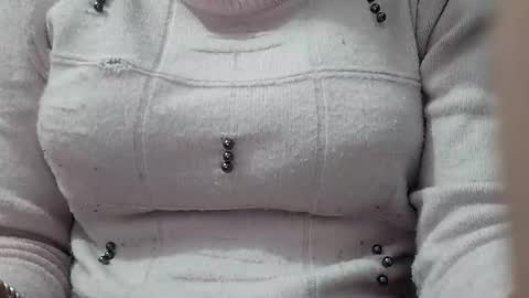 Snapshot of rava_sexy chatting on February 14, 2026, 2:41 am rava_sexy online show from February 14, 2026, 2:41 am