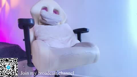 Snapshot of rave_paradise chatting on October 16, 2025, 11:00 am online show from October 16, 2025, 11:00 am