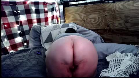 Snapshot of raven_8687 chatting on April 25, 2026, 5:10 am Raven online show from April 25, 2026, 5:10 am