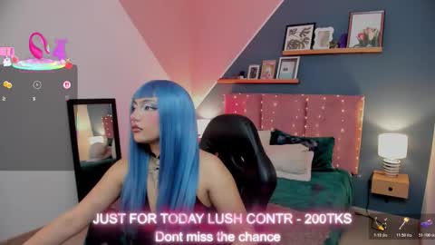 Snapshot of raven_curly chatting on November 20, 2025, 2:56 am Raven Curly online show from November 20, 2025, 2:56 am