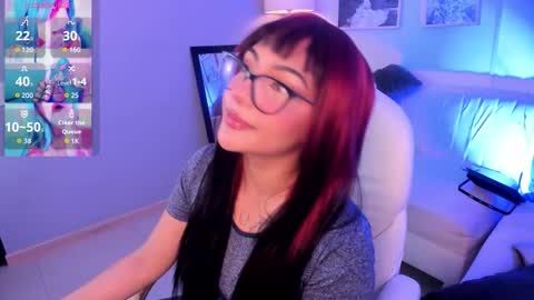 Snapshot of raven_curly chatting on December 4, 2025, 5:39 am Raven Curly online show from December 4, 2025, 5:39 am