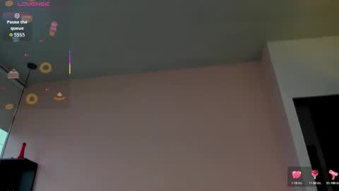 raven_loove online show from February 13, 2026, 8:16 pm