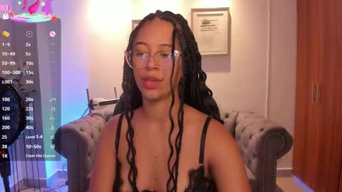 Snapshot of raven_stonee chatting on October 27, 2025, 3:10 am Raven online show from October 27, 2025, 3:10 am