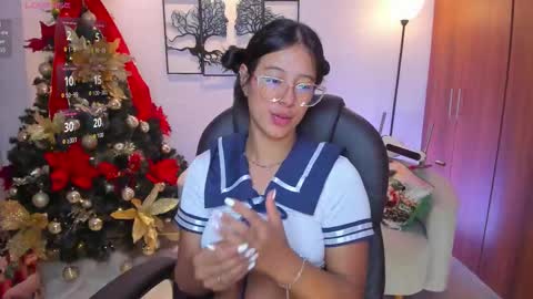 Snapshot of raven_stonee chatting on November 29, 2025, 4:04 am Raven online show from November 29, 2025, 4:04 am