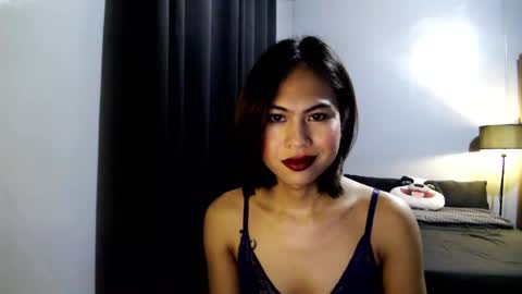 Snapshot of ravenna69ts chatting on December 24, 2024, 2:10 am Raven online show from December 24, 2024, 2:10 am