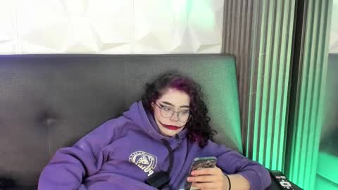 Snapshot of ravensinferno chatting on October 31, 2025, 6:09 pm ravensinferno online show from October 31, 2025, 6:09 pm