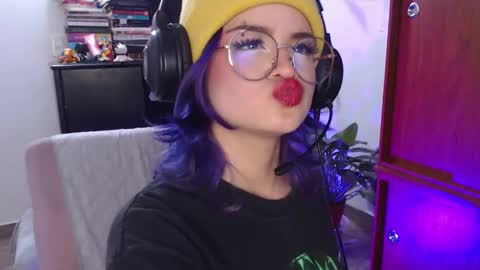 raventh_ online show from September 18, 2025, 3:58 pm