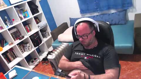 ravingr3d3 online show from April 5, 2026, 9:56 pm