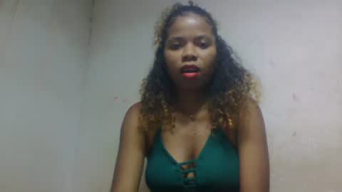 ravomamy online show from November 12, 2025, 9:32 am