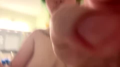 Snapshot of ravyn_xoxo chatting on January 23, 2025, 1:45 pm Ravynn 3 online show from January 23, 2025, 1:45 pm