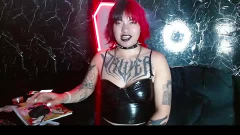 Snapshot of raw_velvet chatting on July 30, 2026, 2:32 am Anny and Spike online show from July 30, 2026, 2:32 am