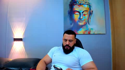 Snapshot of rawmathews chatting on January 14, 2025, 4:15 am rawmathews online show from January 14, 2025, 4:15 am