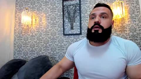 Snapshot of rawmathews chatting on October 1, 2025, 9:10 pm rawmathews online show from October 1, 2025, 9:10 pm