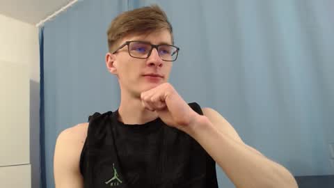 Snapshot of ray_booy chatting on September 29, 2025, 2:11 pm Ray Booy online show from September 29, 2025, 2:11 pm