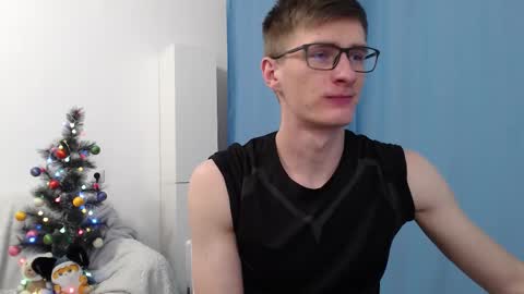 Snapshot of ray_booy chatting on December 14, 2025, 6:34 pm Ray Booy online show from December 14, 2025, 6:34 pm