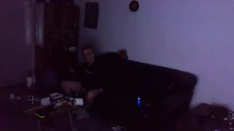 Snapshot of raybarbieri chatting on July 18, 2026, 1:43 am raybarbieri online show from July 18, 2026, 1:43 am