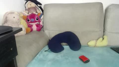 Snapshot of raycatt chatting on December 1, 2025, 7:30 pm Ray online show from December 1, 2025, 7:30 pm