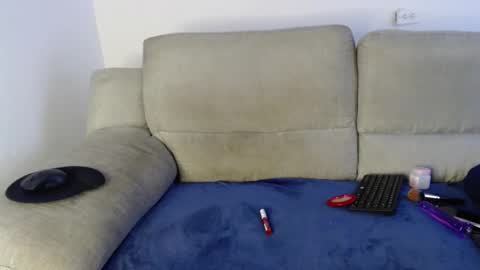 Snapshot of raycatt chatting on February 13, 2026, 6:26 pm Ray online show from February 13, 2026, 6:26 pm