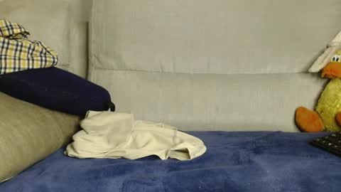 Ray  online show from April 4, 2026, 9:18 am